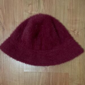 Elegant Burgundy fuzzy bucket hat